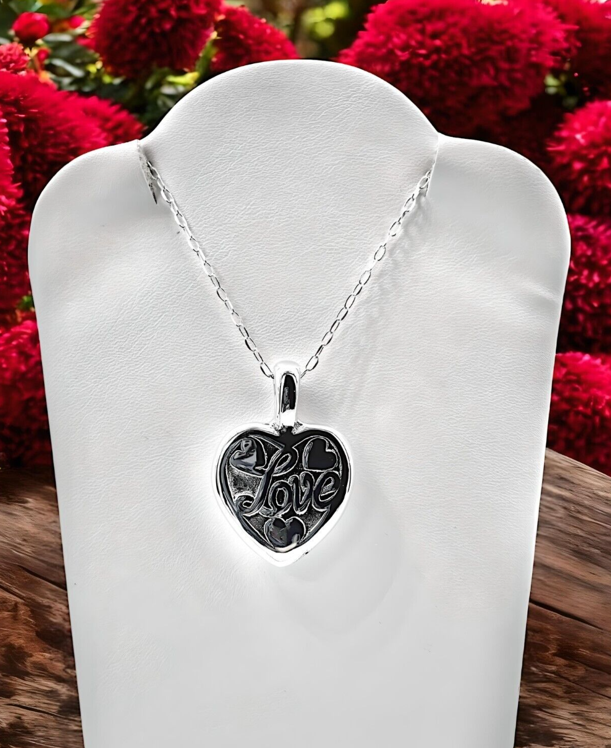 925 STERLING SILVER HEART "LOVE" PENDANT LIGHTWEIGHT, CHAIN SOLD SEPARATELY 1685