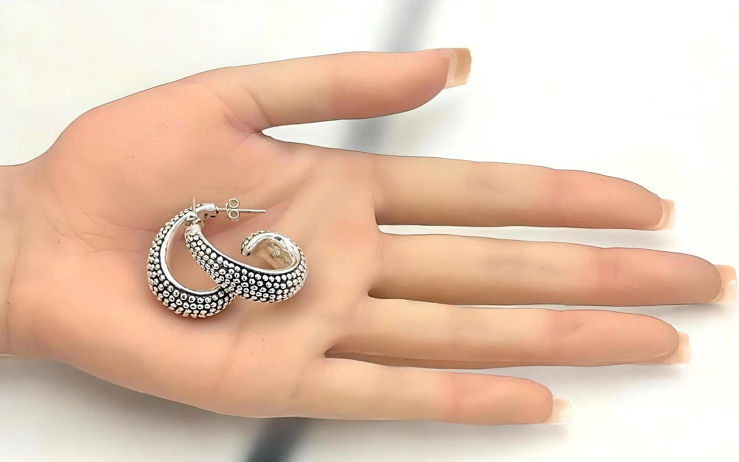 925 STERLING SILVER COBBLESTONE DESIGN HALF HOOP EARRINGS LIGHTWEIGHT 1671